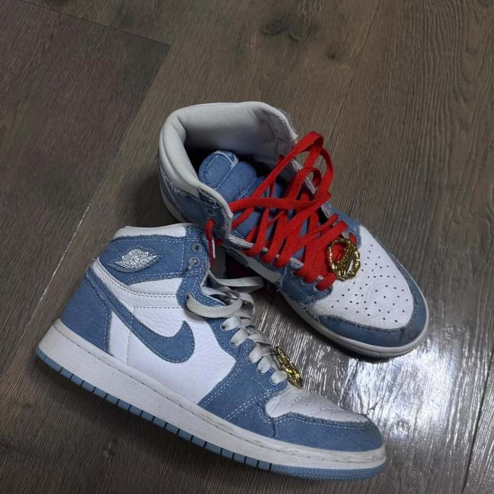 Jordan Air Jordan 1 Retro High OG WMNS Size 8 Denim Blue White